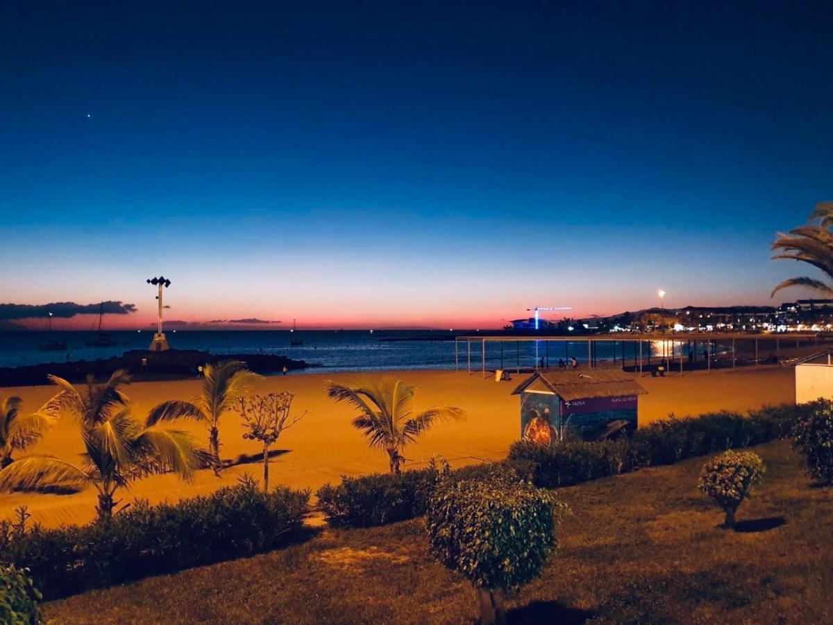 Apartamento Torres Del Sol 아로나 외부 사진